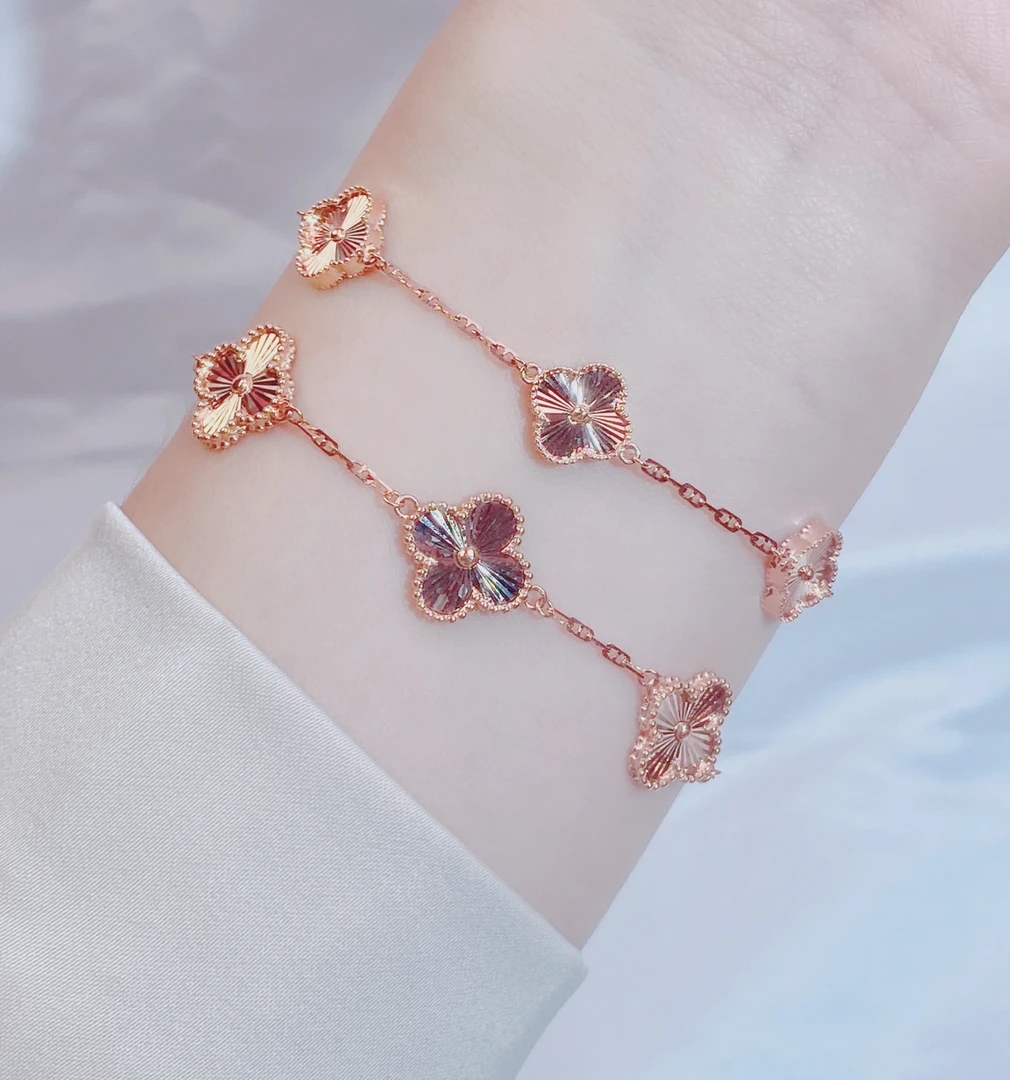 18K金镭射五花手链 多样性发一件