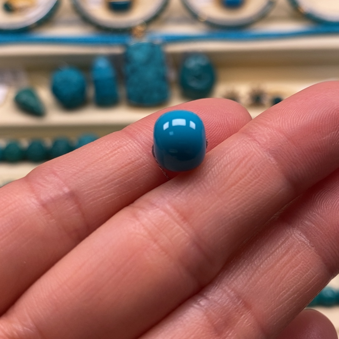 绿松石未镶嵌珠宝奇石直径9.4×7.9老型