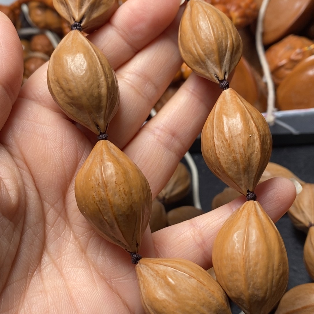 吊坠猴头核桃橄榄