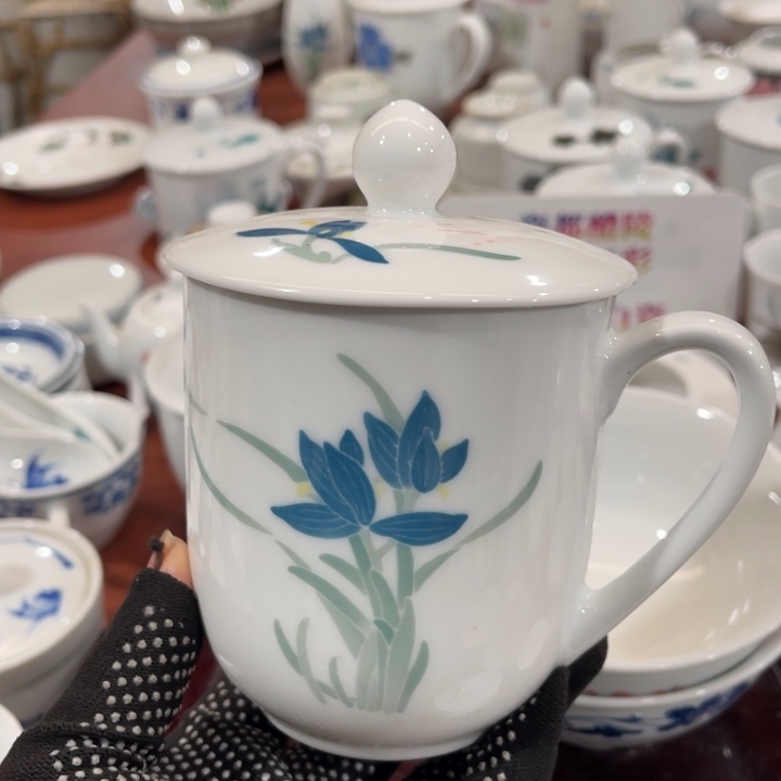 陶瓷醴陵手绘釉下五彩420毫升杯