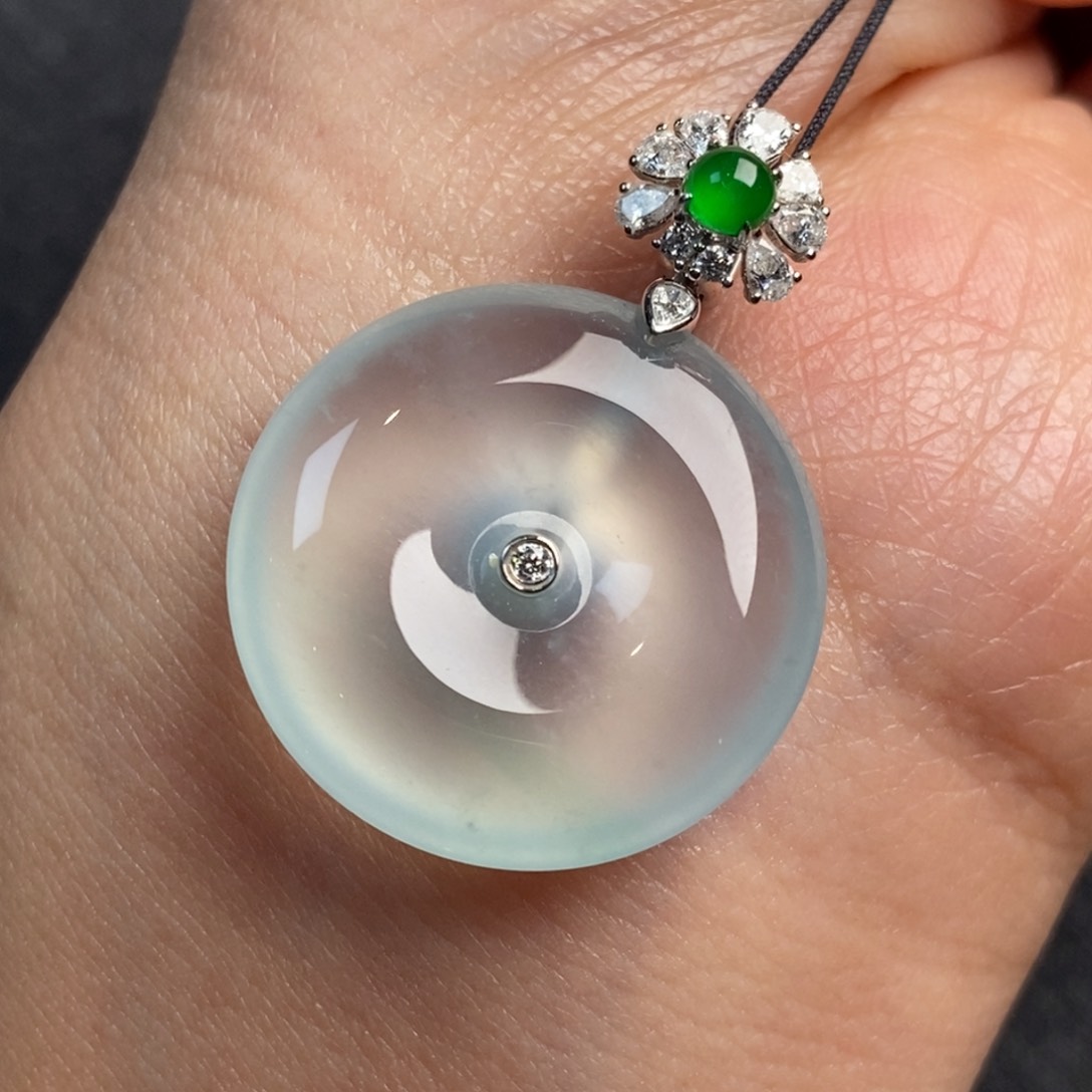 翡翠颈饰18K金镶嵌23.3-5.7