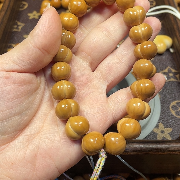 木屁桃15尺寸。        