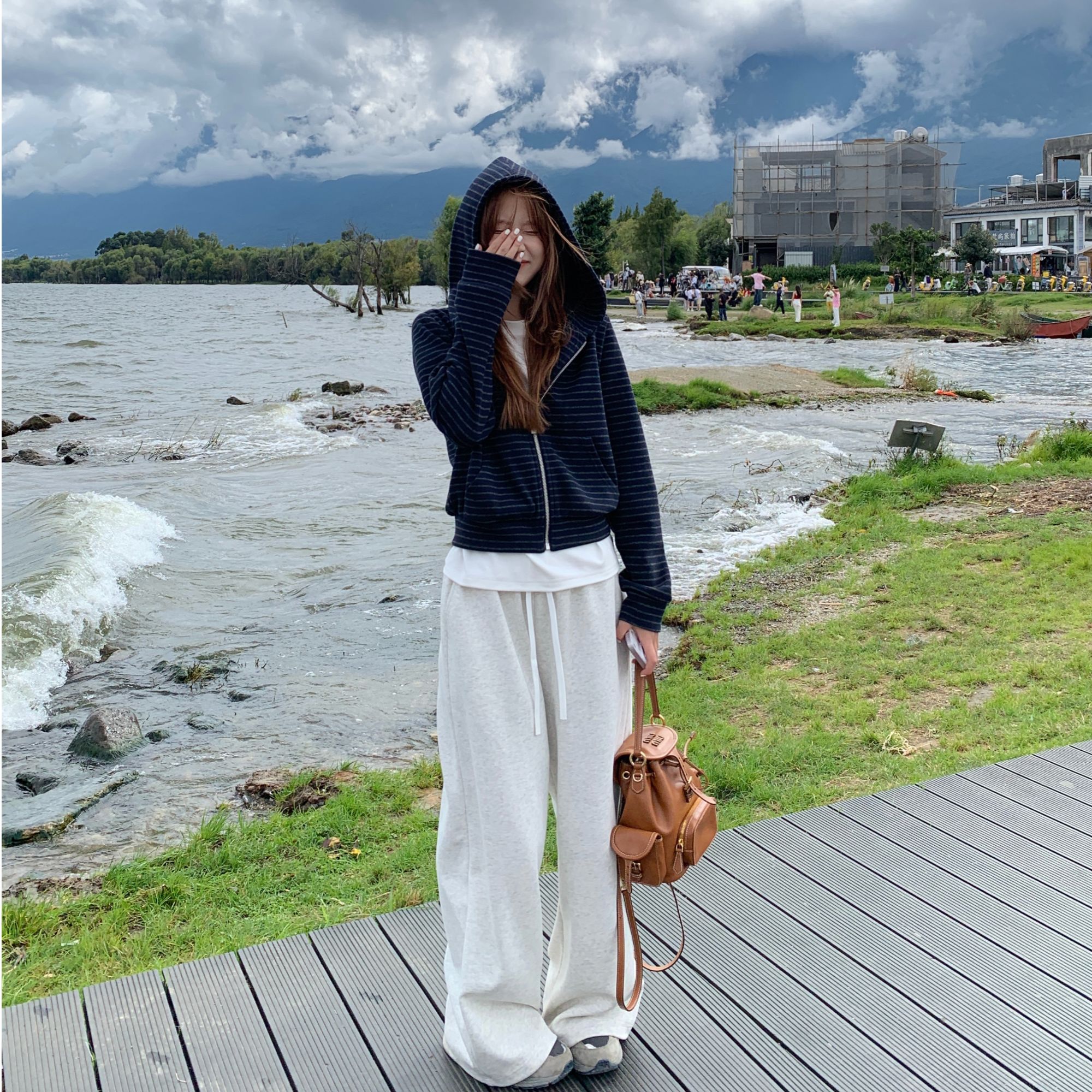 Berry 喜你而欢大庞定制 两色高腰阔腿休闲长裤宽松直筒百搭卫裤