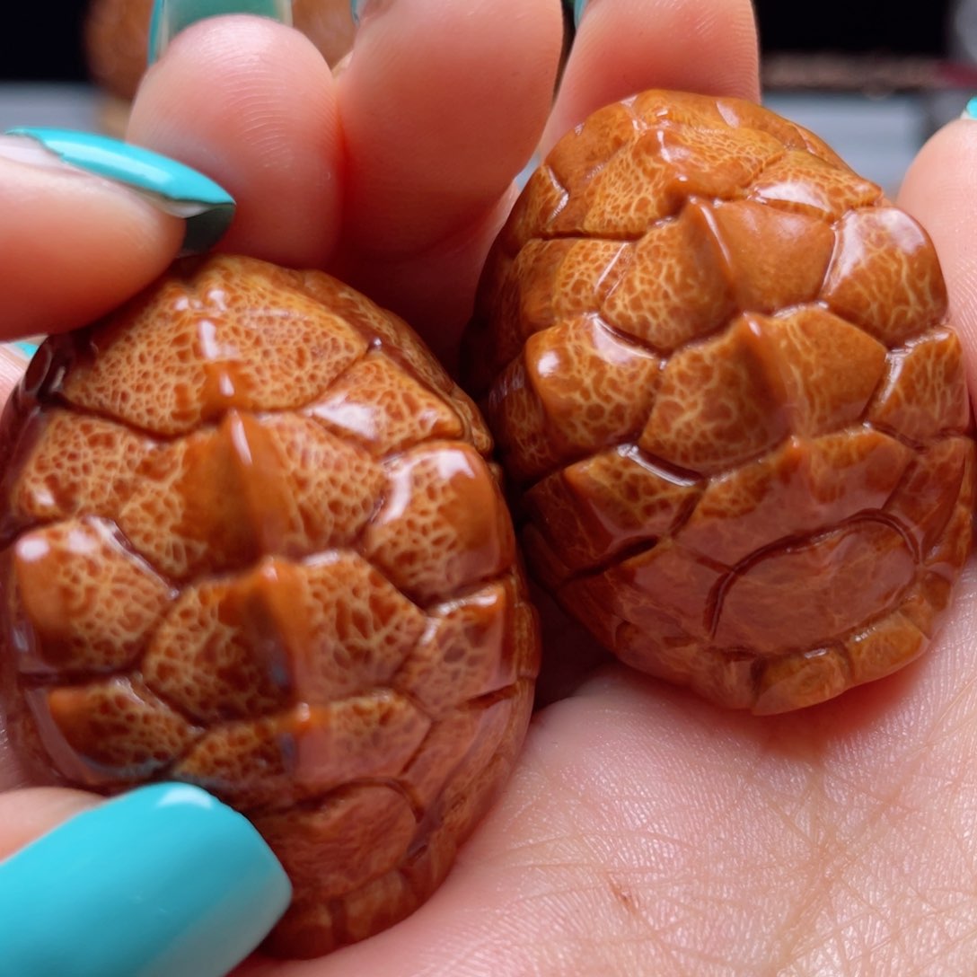 吊坠橄榄核P****A龙脊富甲手球3.9