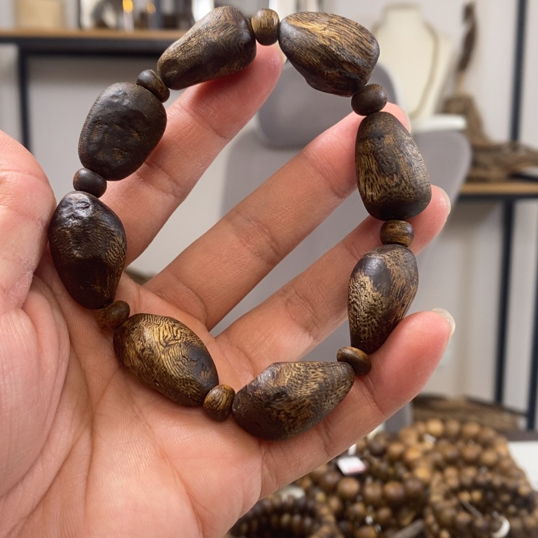 沉香手串奇楠沉香树丁单圈17克发一