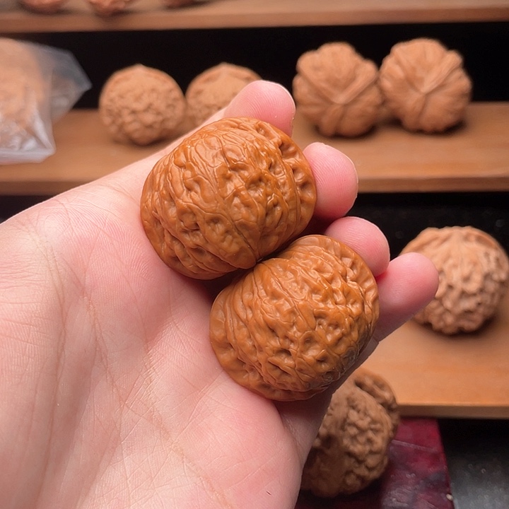 吊坠文玩核桃38边肚红皮全品铁锤37克