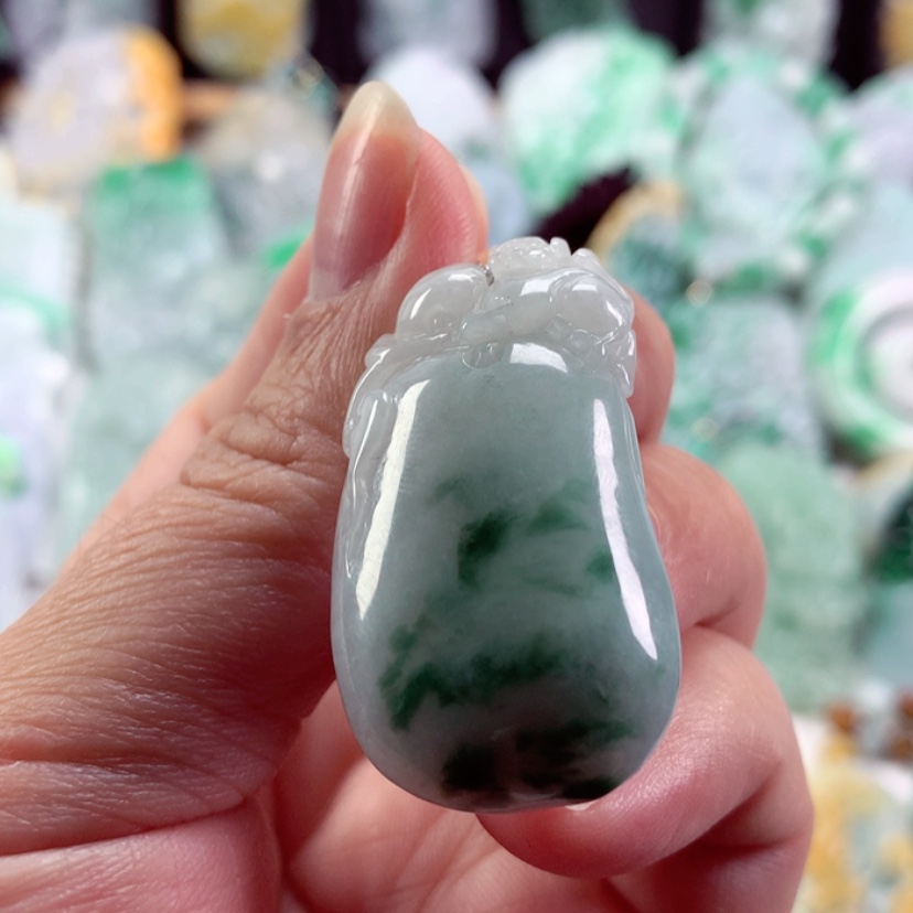 【闪购商品】翡翠吊坠(不含链)未镶嵌