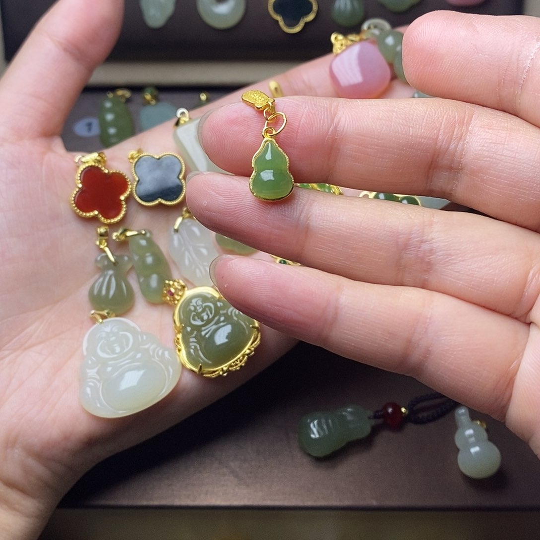 和田玉颈饰银S925镶嵌