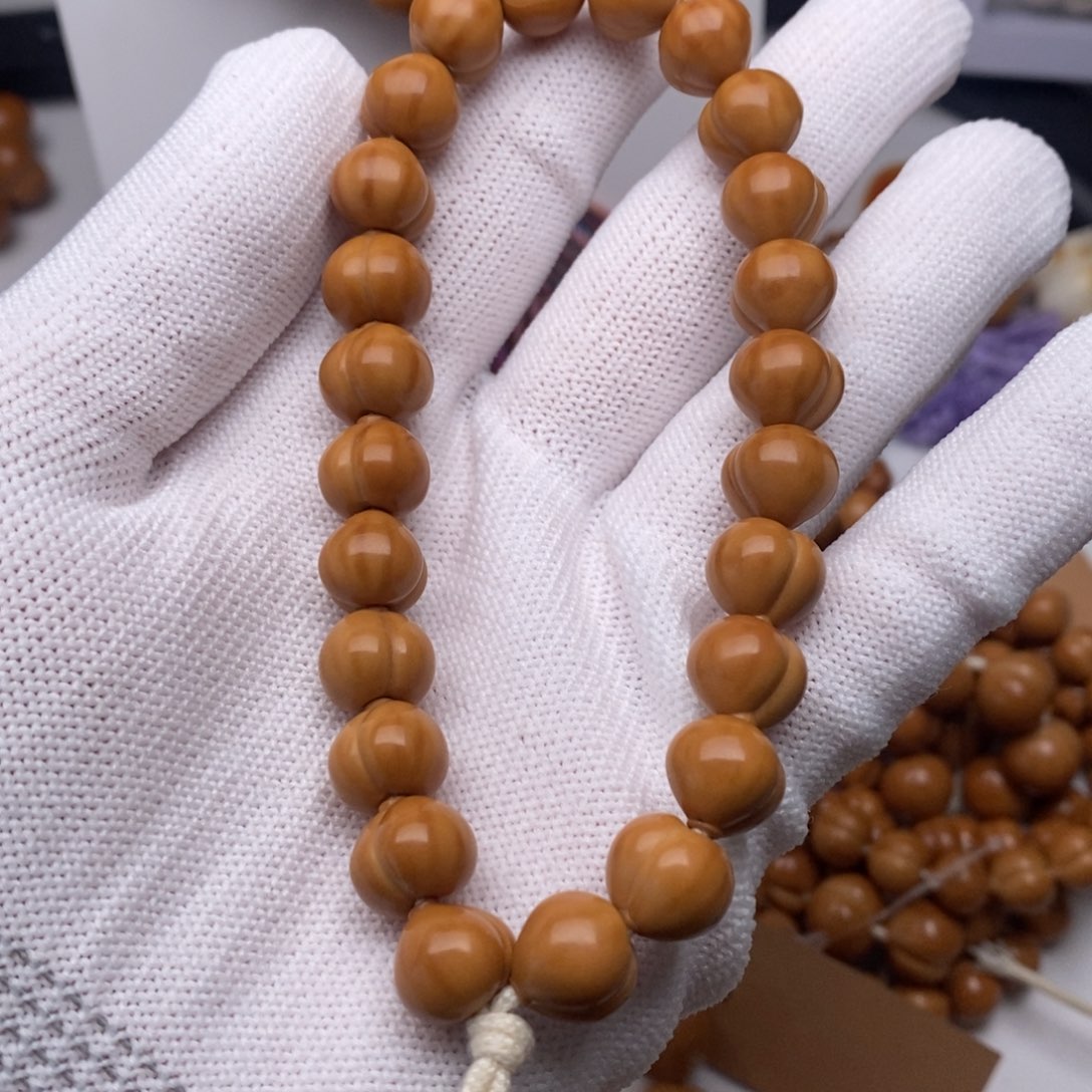 猴头核桃吊坠屁桃