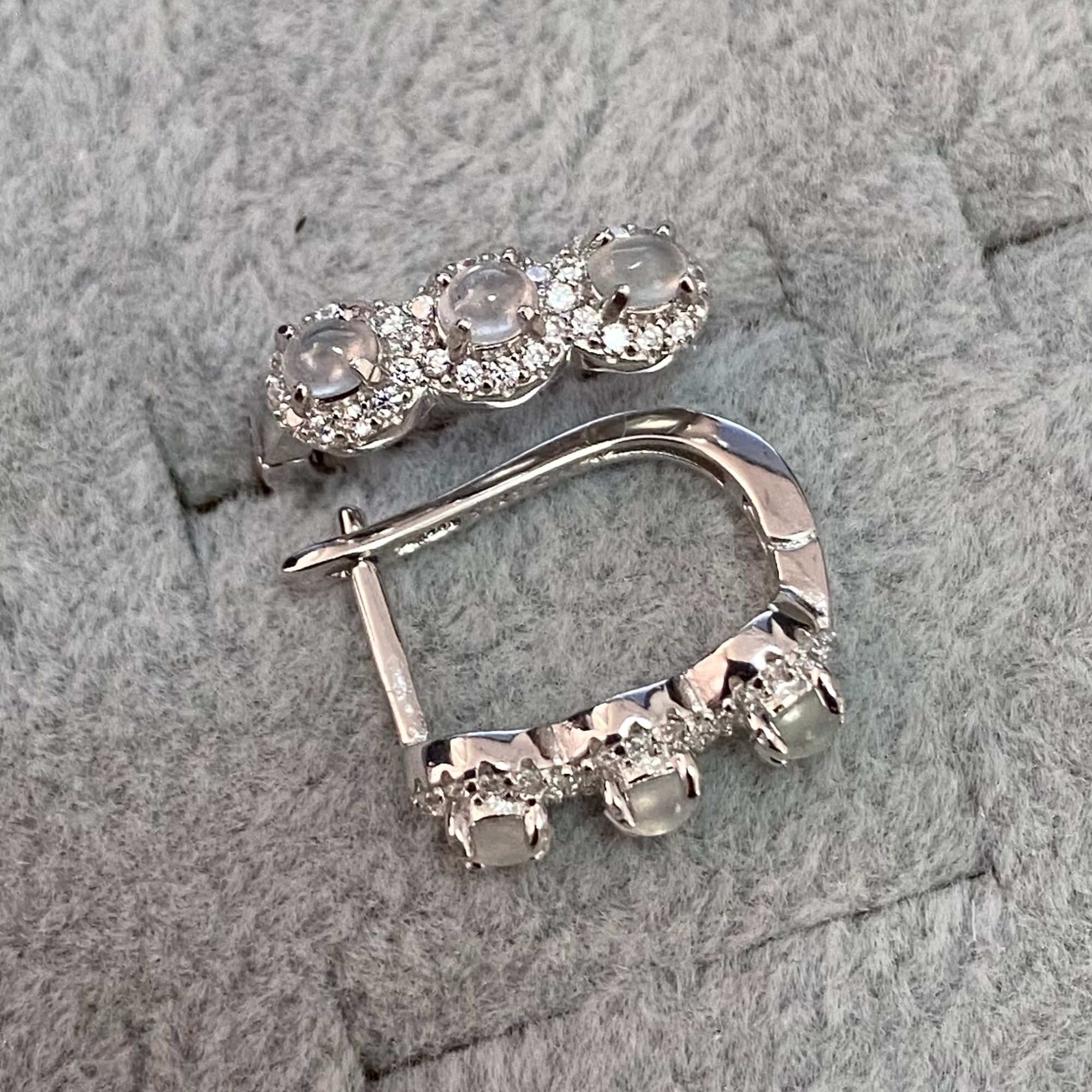 【边佳珠宝】天然A货翡翠S925银镶高白冰U型款时尚精美耳排耳扣