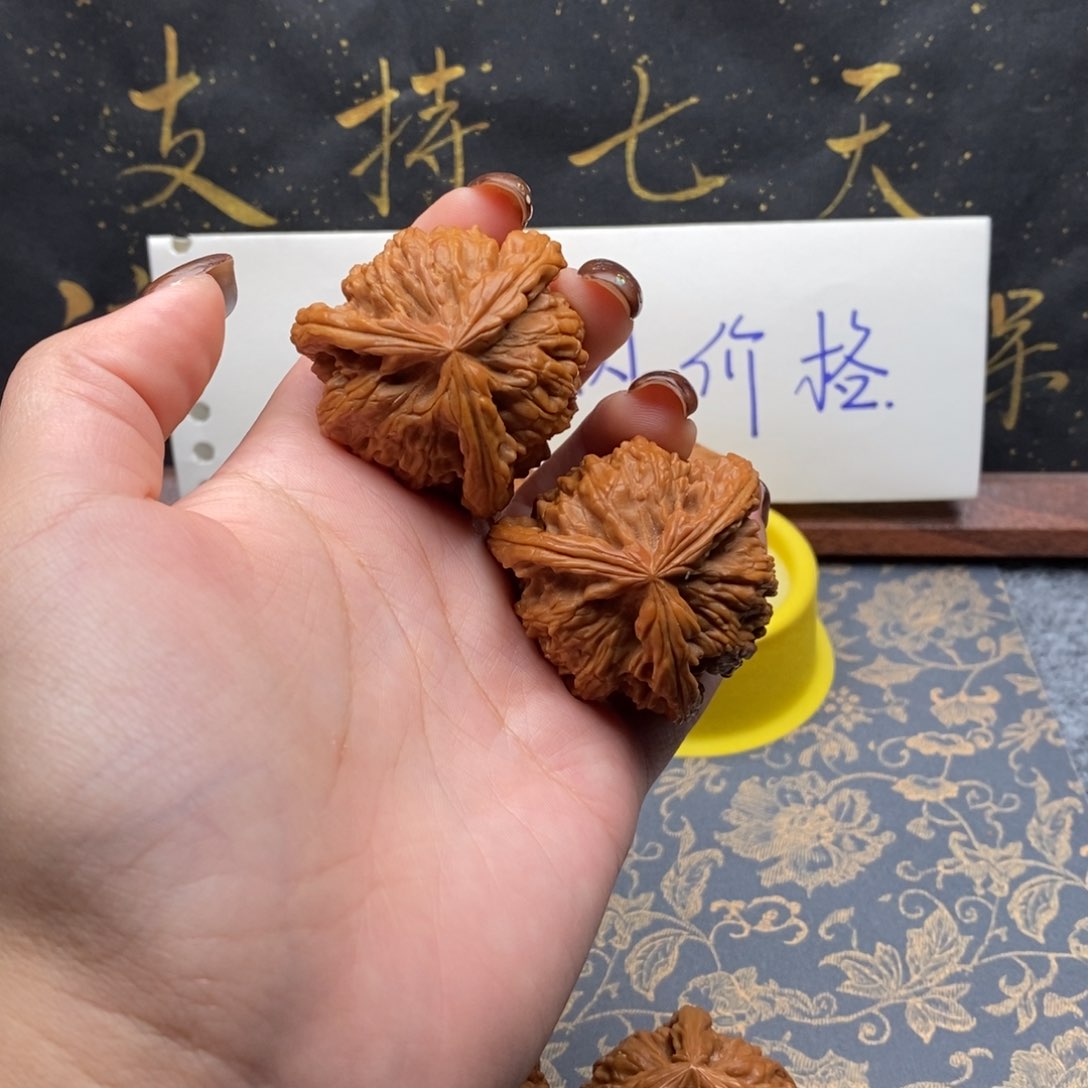 吊坠文玩核桃雨*白狮子