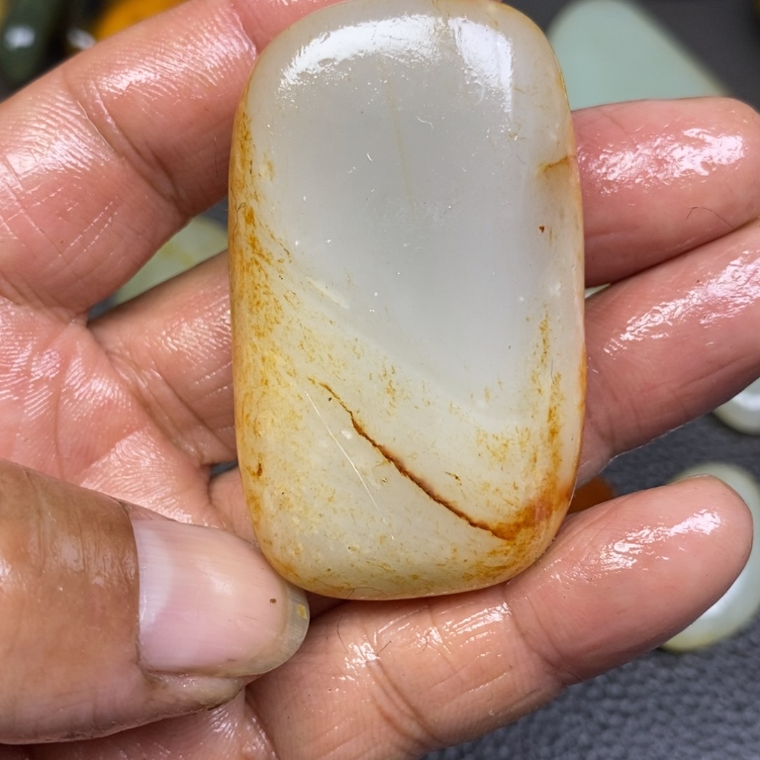 和田玉（糖玉）挂件未镶嵌