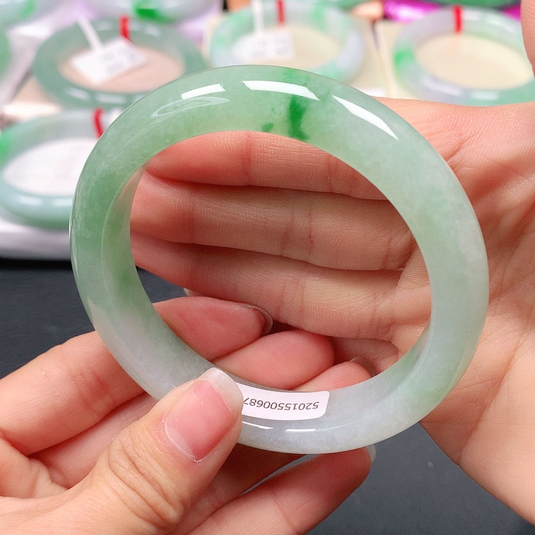 翡翠手镯未镶嵌天然翡翠手镯55