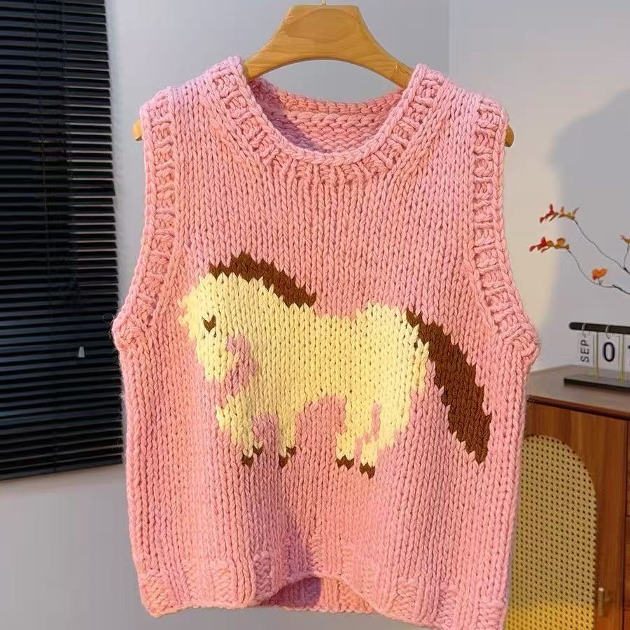 24号 手工棒针粗线织粉色卡通小马图案背心马甲