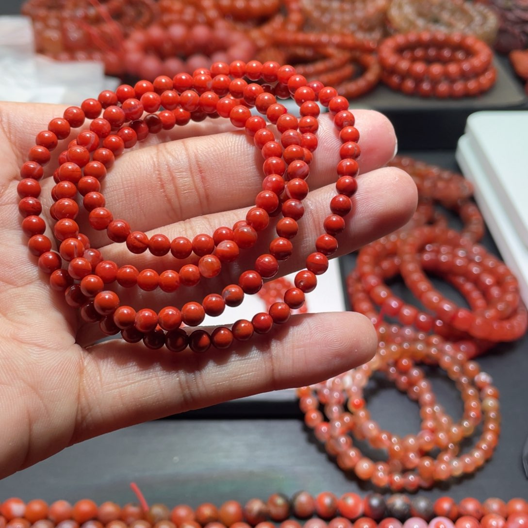 南红玛瑙手链未镶嵌