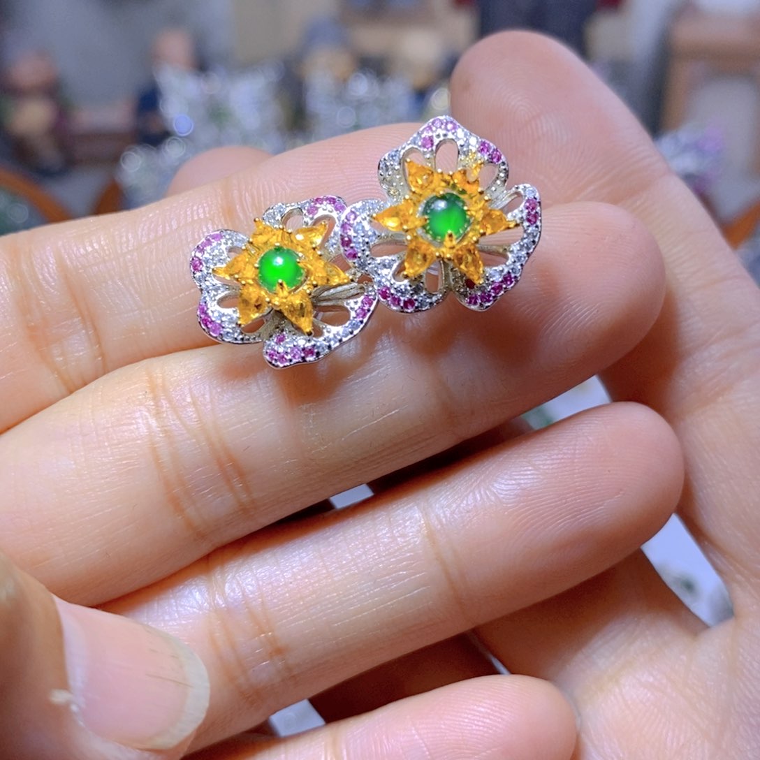 翡翠耳钉银S925镶嵌天然翡翠