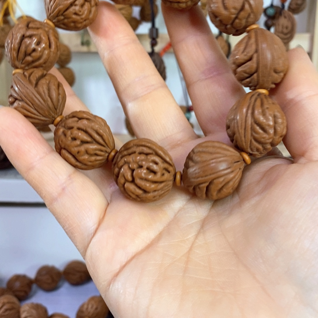 开****手串桃核111111111