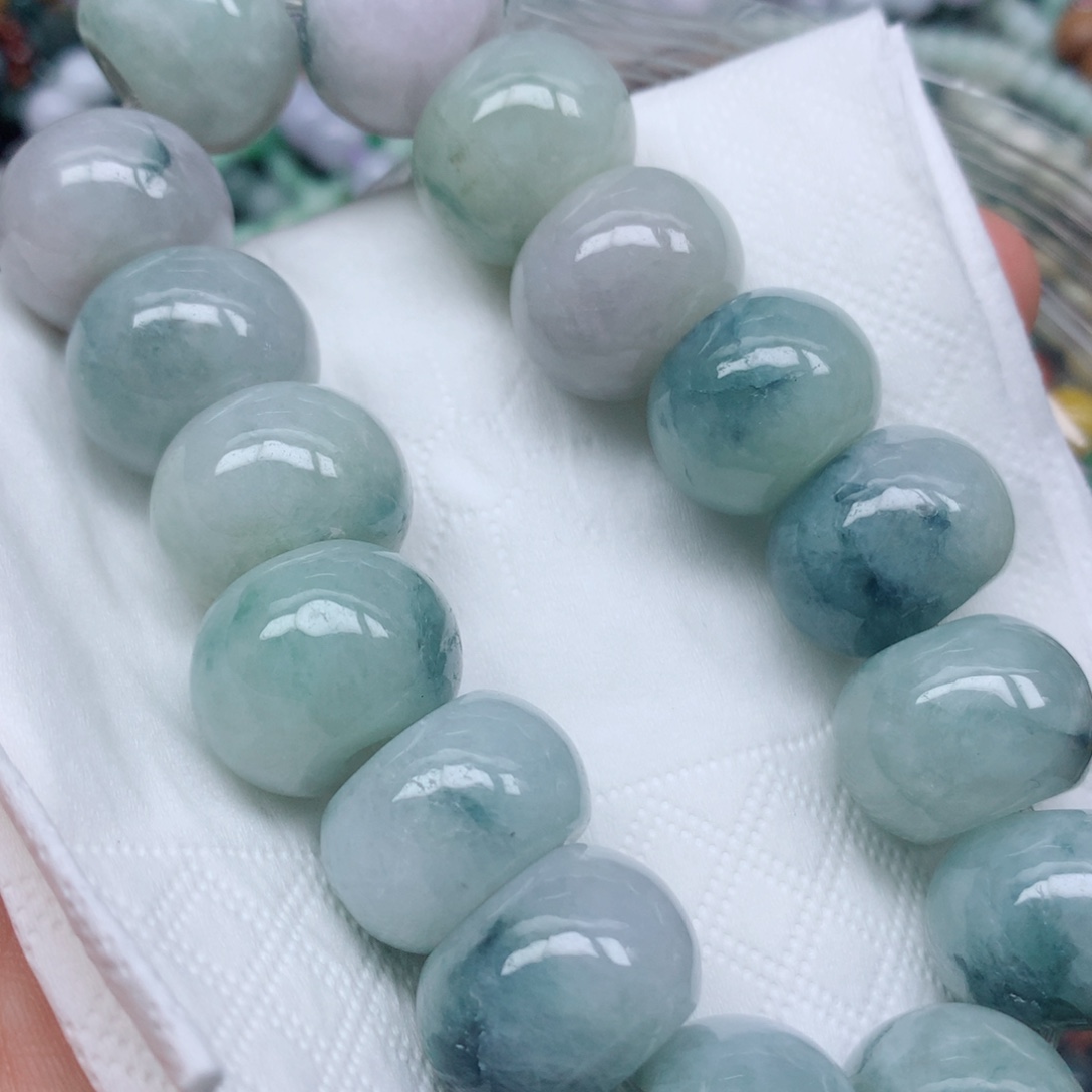 翡翠未镶嵌颈饰珠子翡翠