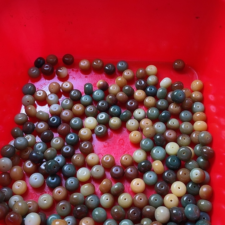 白玉菩提吊坠瑕疵算盘9/12二百关注➕牌宠一百