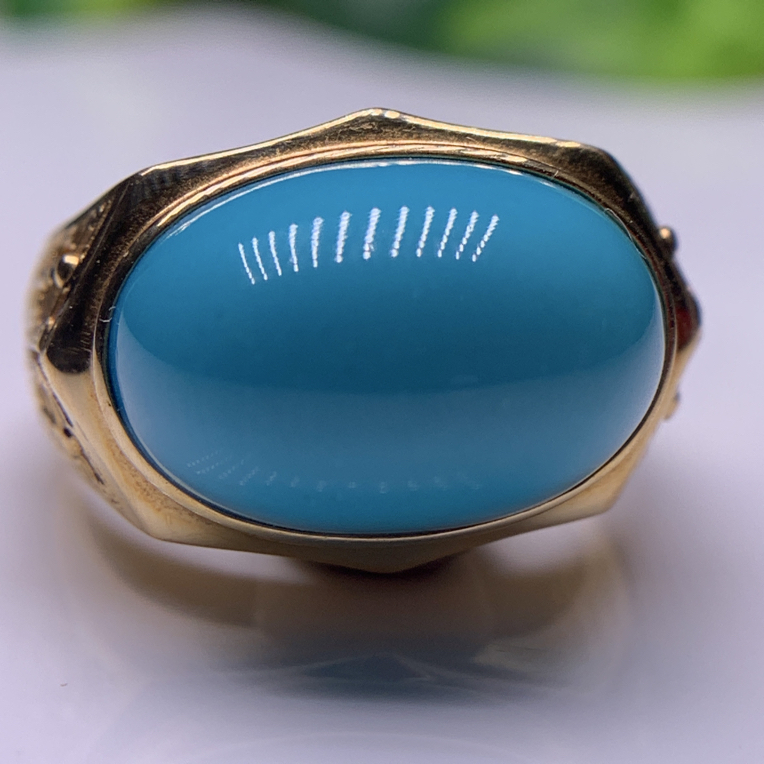 （何姐绿松石）原矿瓷釉级玉化暴力蓝男戒，18k金10.2×18×10.8重9.5