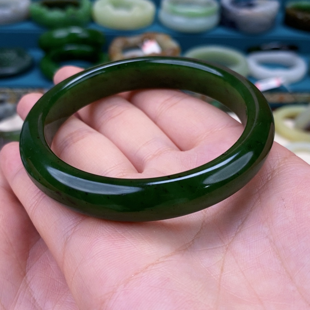 和田玉手镯62未镶嵌