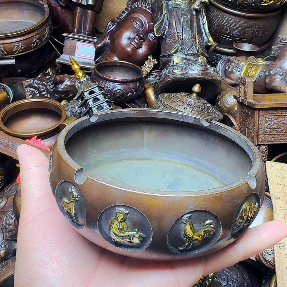 铜铜铜铜全场秒了