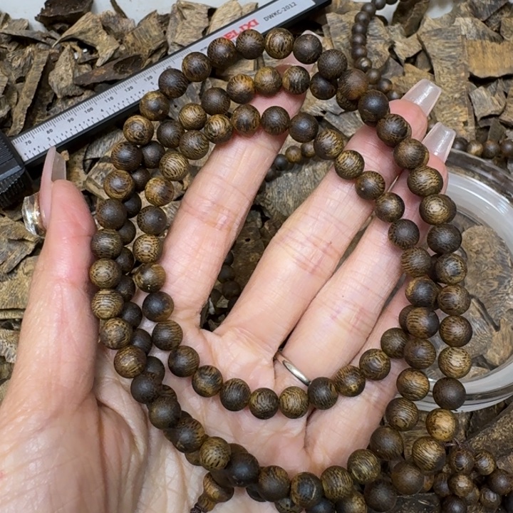 沉香手串母树沉浮一条