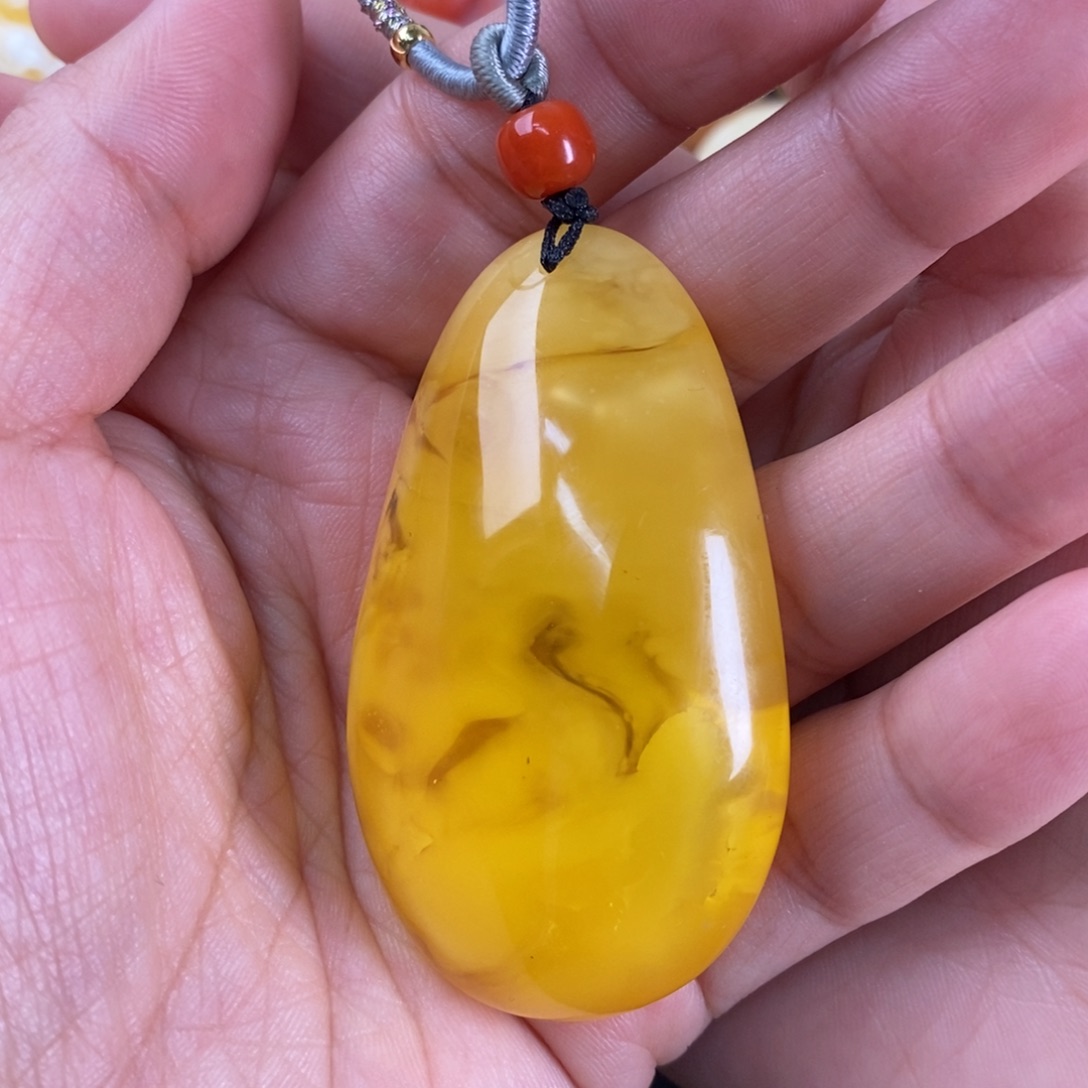 蜜蜡裸石未镶嵌蜜蜡