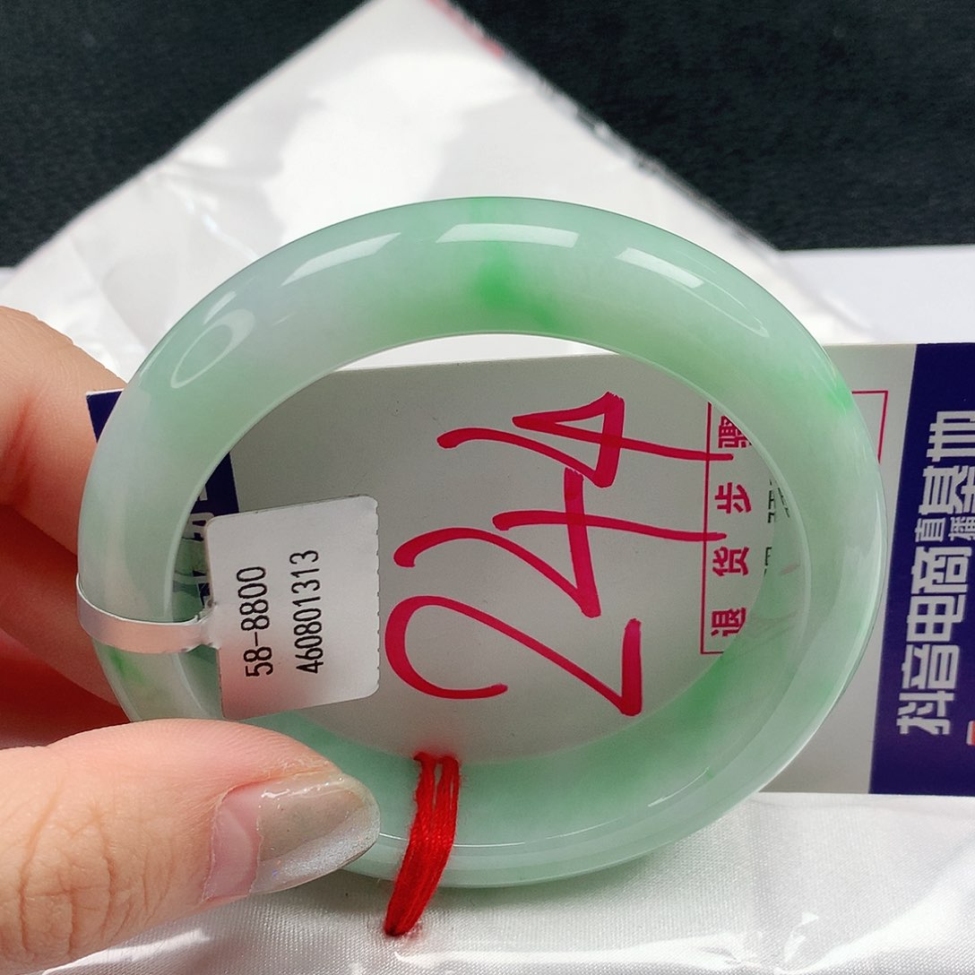 翡翠手镯未镶嵌58圈缅甸天然A货