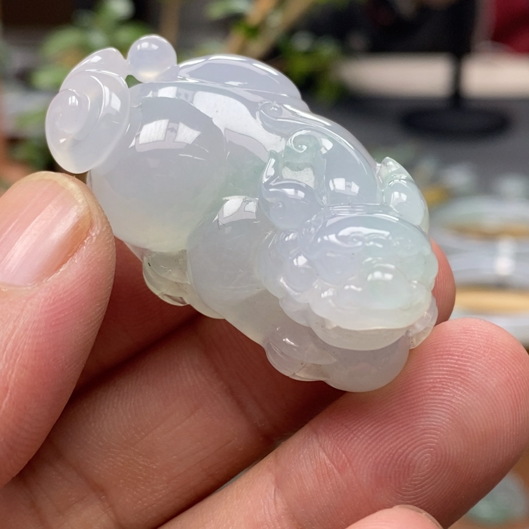 翡翠颈饰未镶嵌挂件
