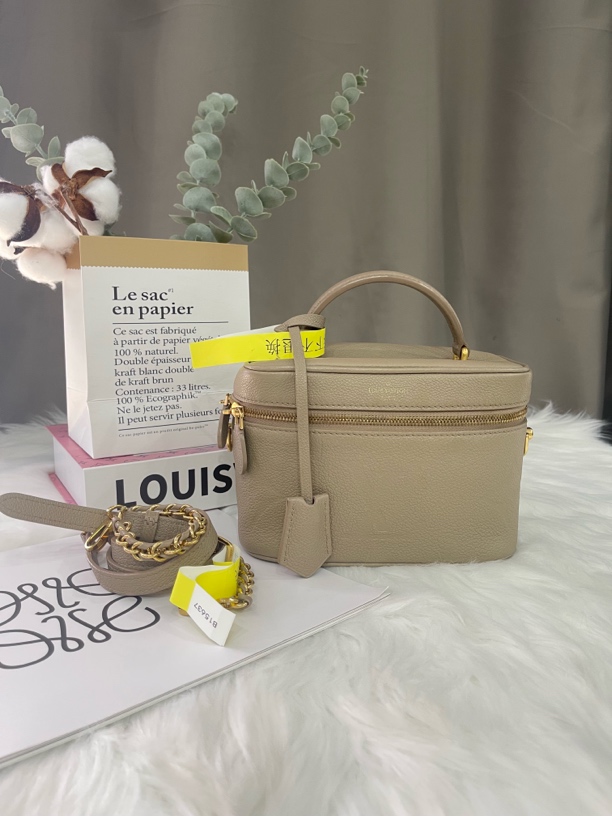 99新 LouisVuitton/路易威登 芯片压花手提化妆包大象灰化妆盒