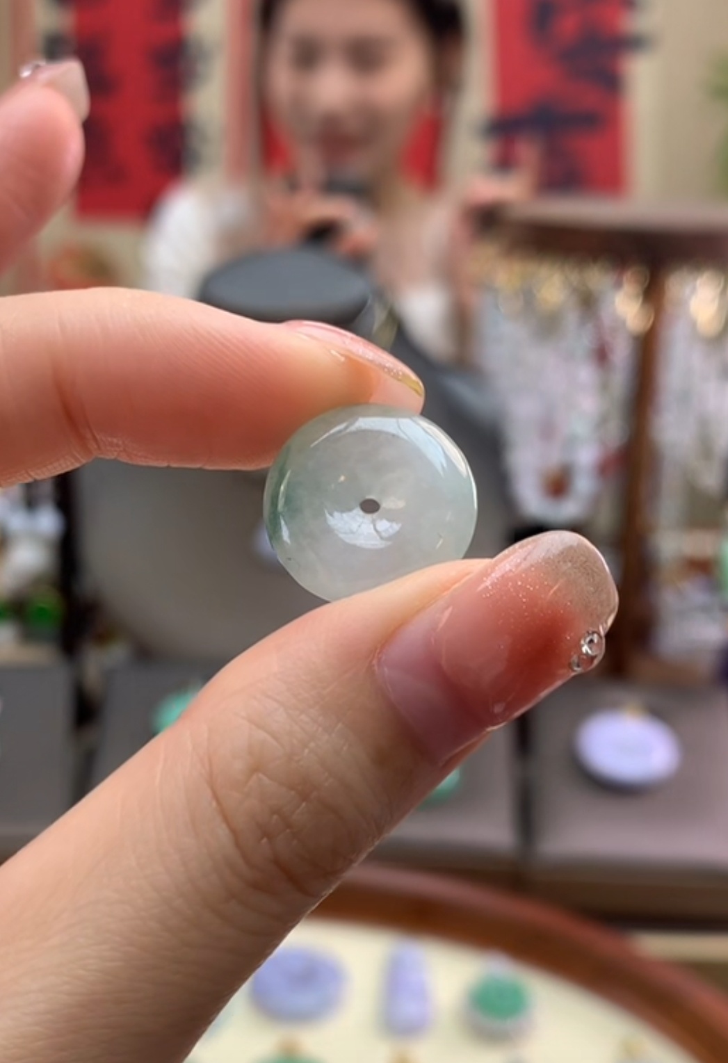 天然a货翡翠吊坠