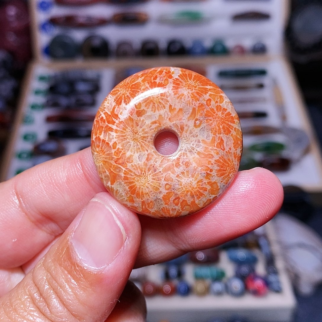 玛瑙吊坠未镶嵌….