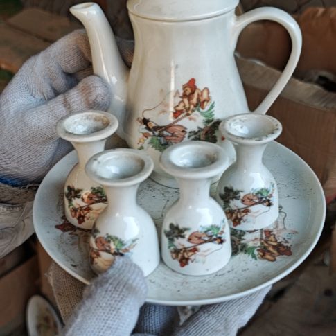 库存微瑕三打白骨精酒壶一套