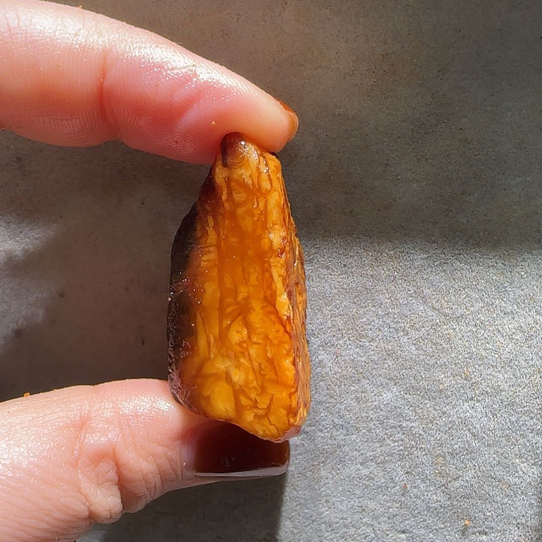定制琥珀未镶嵌定制