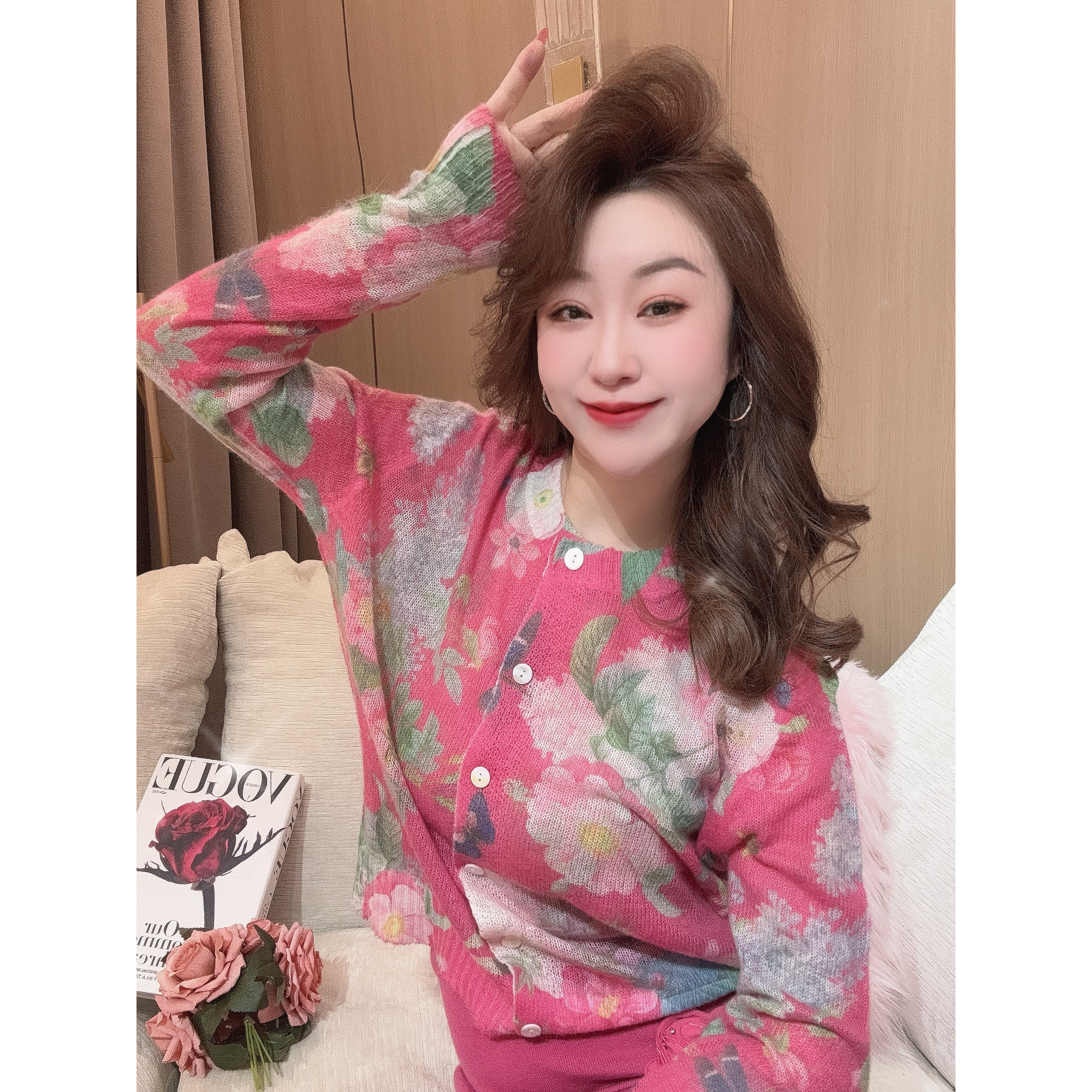 独宠【玫香凝露】高级气质显瘦时尚法式宽松印花上衣开衫