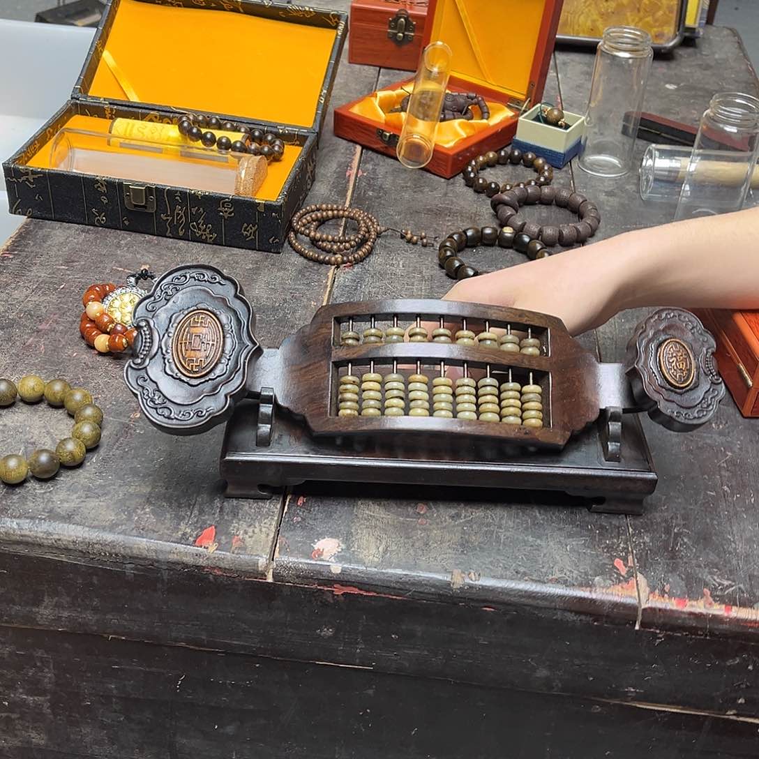 大叶紫檀（黑酸枝木类）