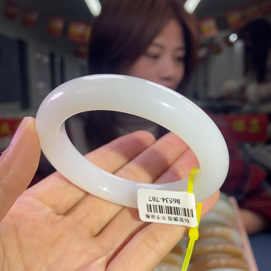 和田玉手镯未镶嵌55