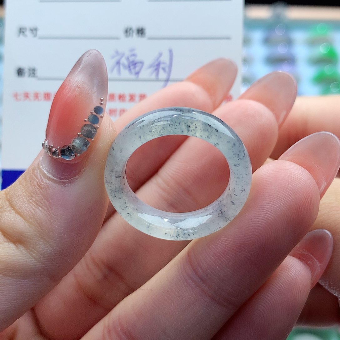 翡翠戒指未镶嵌17号