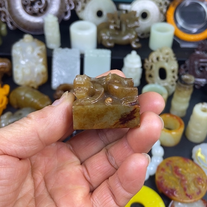 颈饰未镶嵌和田玉古***者