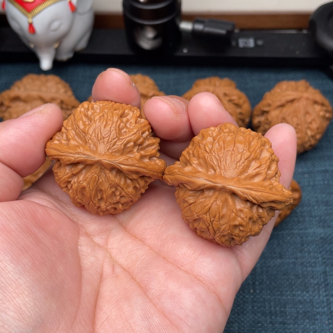 文玩核桃把件全品肉球宫灯43