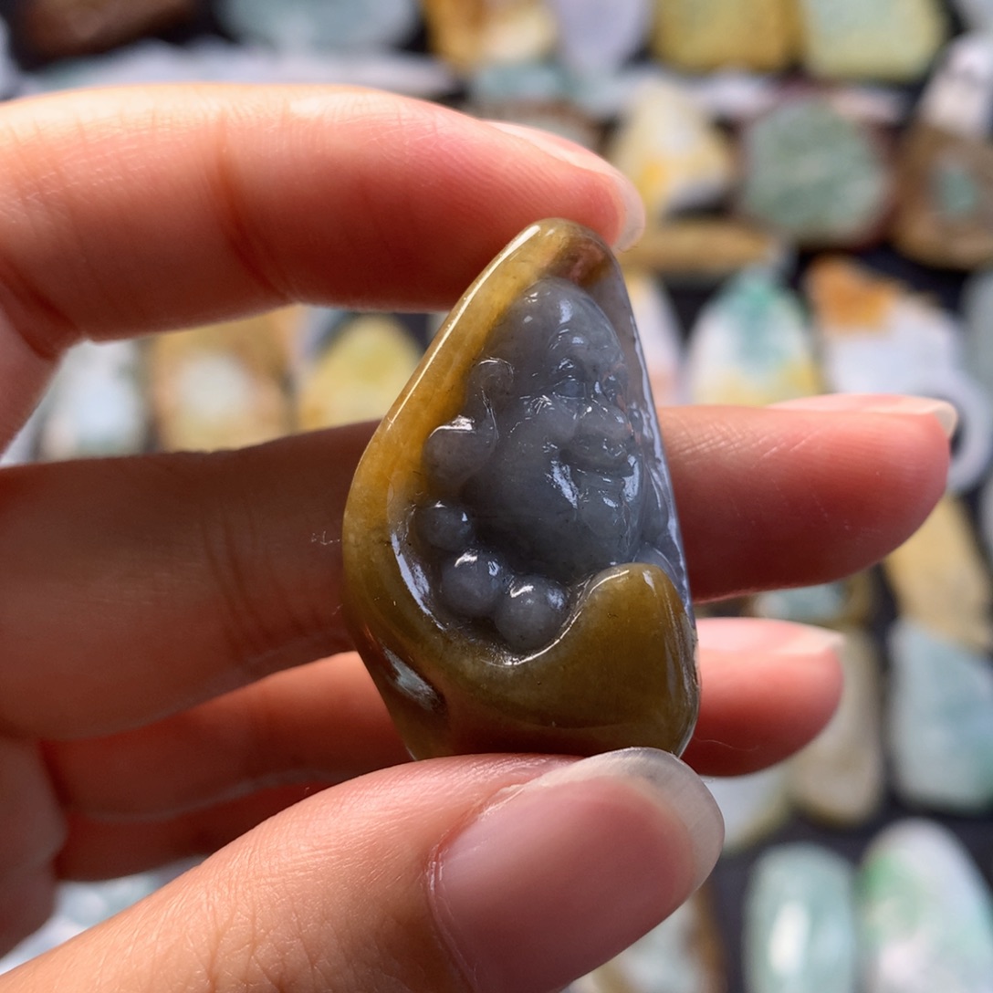 定制翡翠未镶嵌翡翠