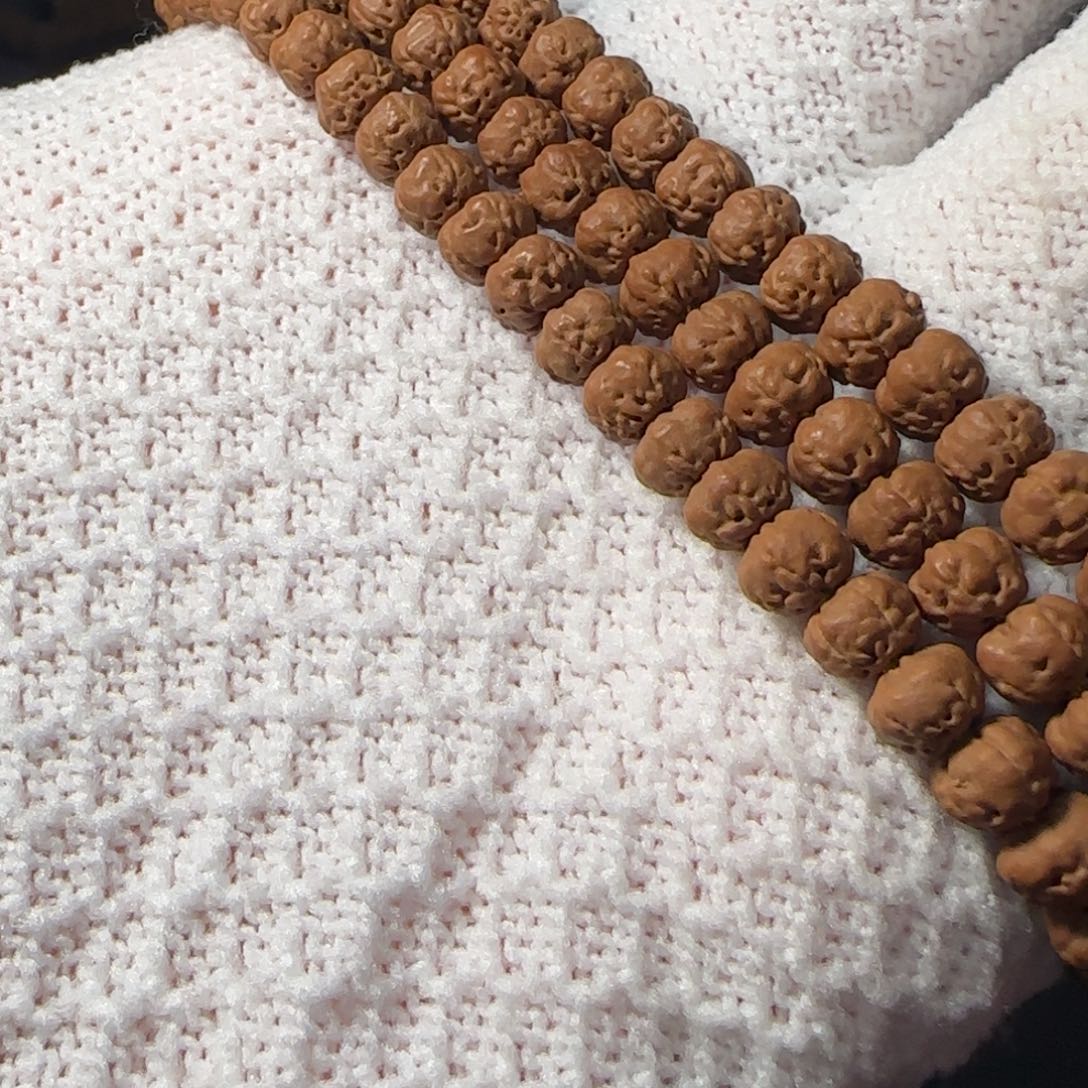 L***c金刚菩提吊坠顶级原装佛手108