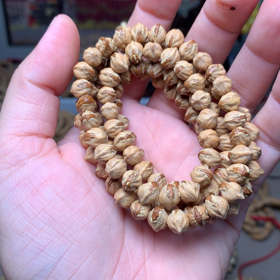 ****薾柏香籽/百香籽吊坠