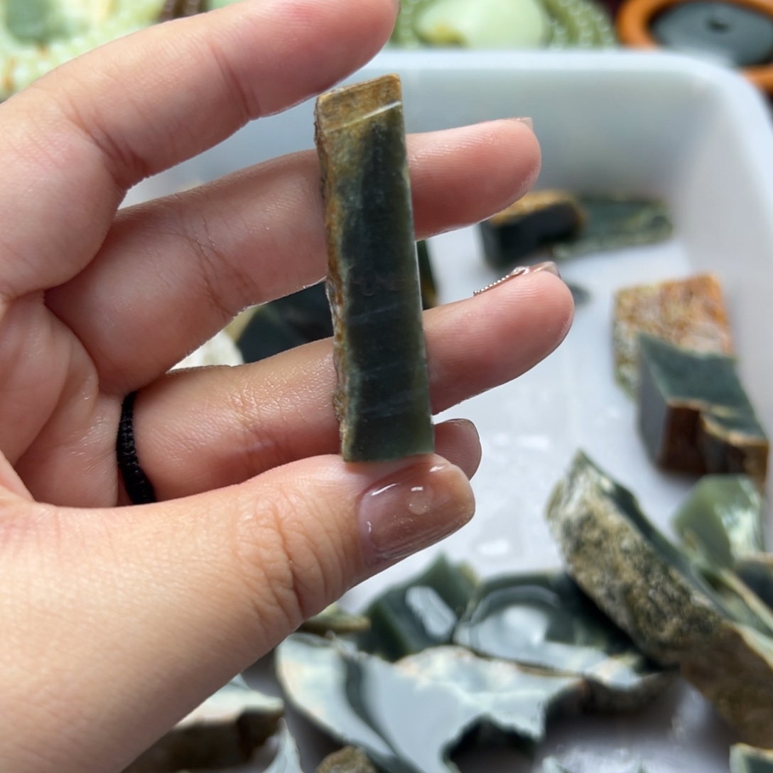 和田玉未镶嵌珠宝奇石