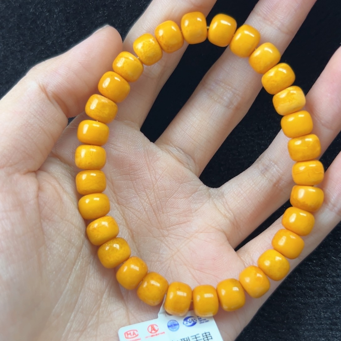 未镶嵌琥珀珠宝奇石