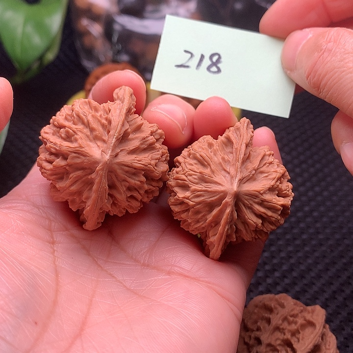 【闪购商品】把件文玩核桃42盘龙纹218