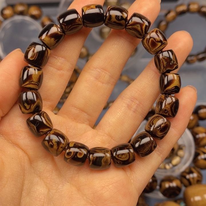 贝壳手串/手链浆**7血柳对眼精品