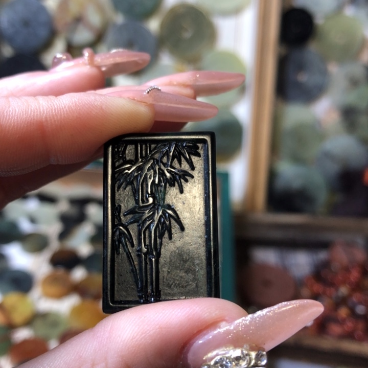 岫玉岫玉挂件未镶嵌