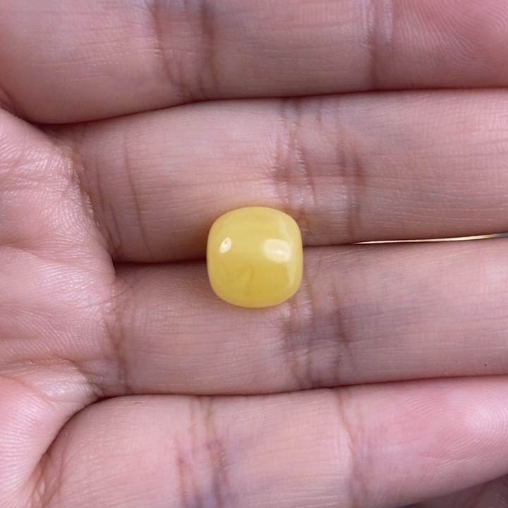 琥珀裸石未镶嵌满**归琥珀蜜蜡2